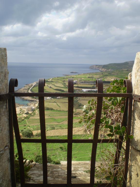 Fort Chambray Apartment Għajnsielem Exteriör bild