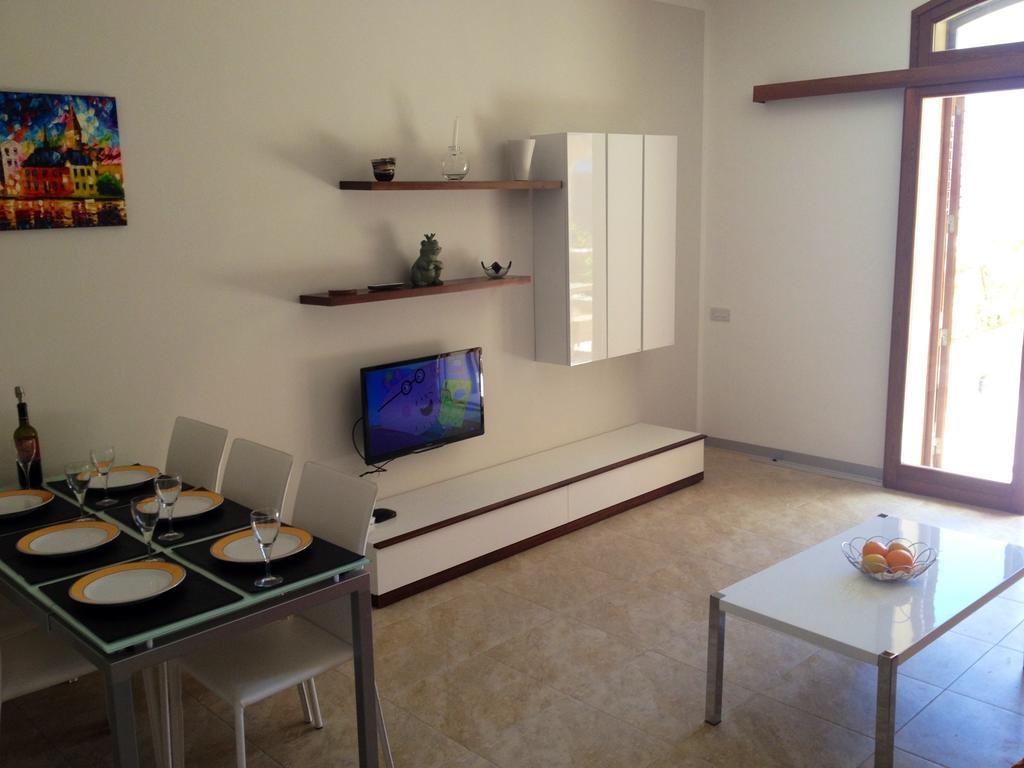 Fort Chambray Apartment Għajnsielem Rum bild